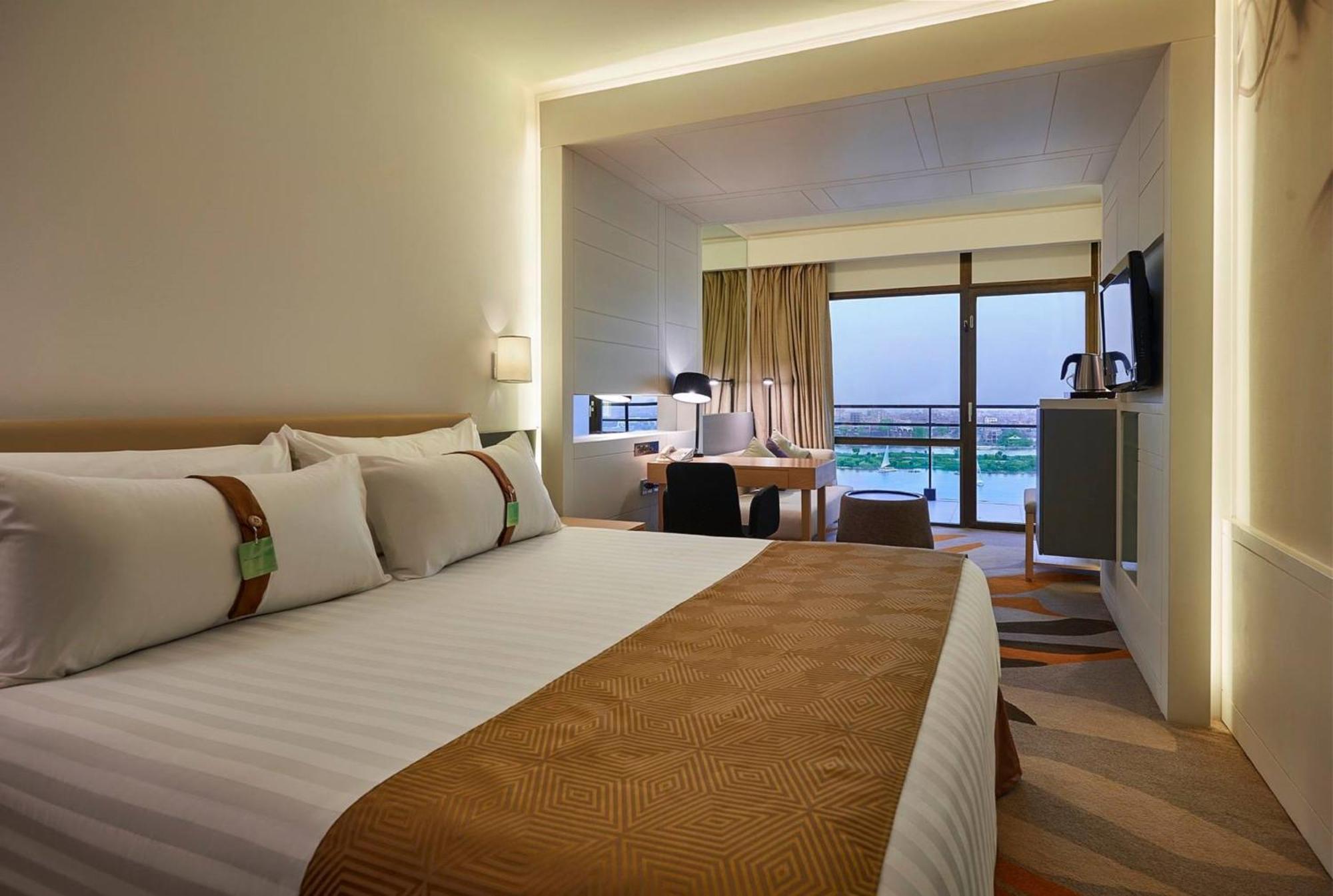 Habitación Estándar con vistas al Nilo - 1 cama extragrande - Fumadores