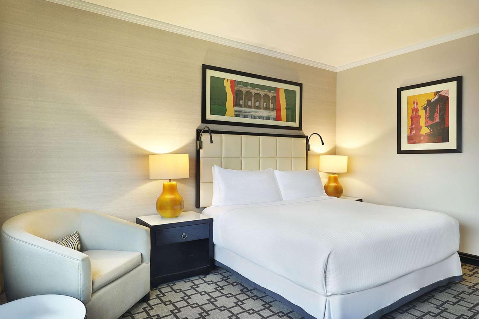 One-Bedroom King Suite with Pool View,1277077339:JPEG