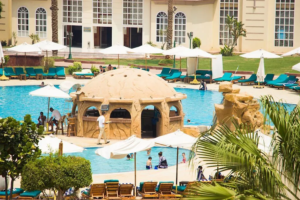 Cataract Pyramids Resort-1