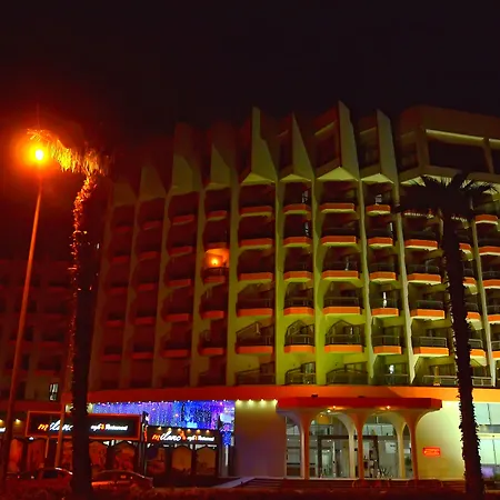 Aracan Pyramid Hotel-2